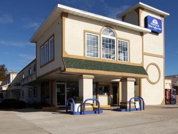 Americas Best Value Inn Macomb Bagian luar foto